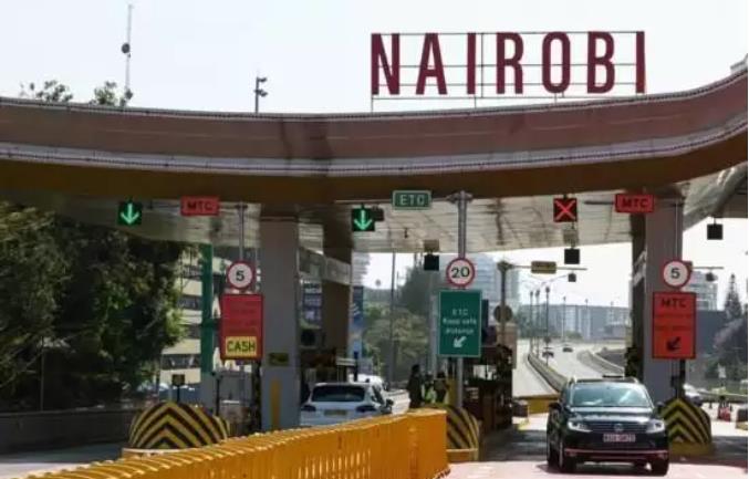 El primer aniversario de la operación de la autopista de Nairobi invertido por empresas chinas