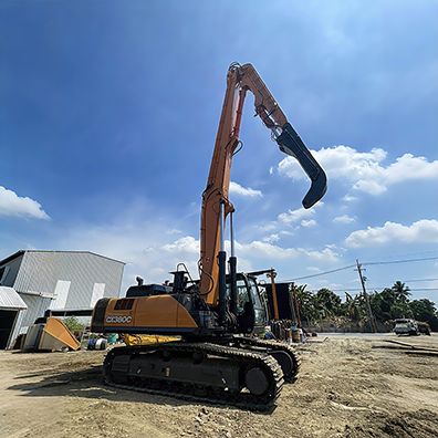 Customized Pile Driving Arm for CX380C Excavator | Heavy-Duty Vibro Hammer Boom Attachment