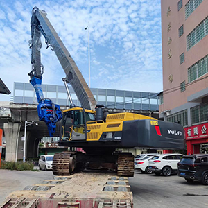 Pluma de hinca de pilotes EC480 personalizada para excavadora Volvo | Brazo de martillo vibratorio reforzado para cimentaciones pesadas