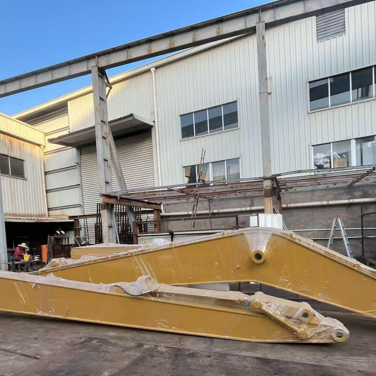 CAT336 18m long arm customized extended long reach excavator arm for river dredging