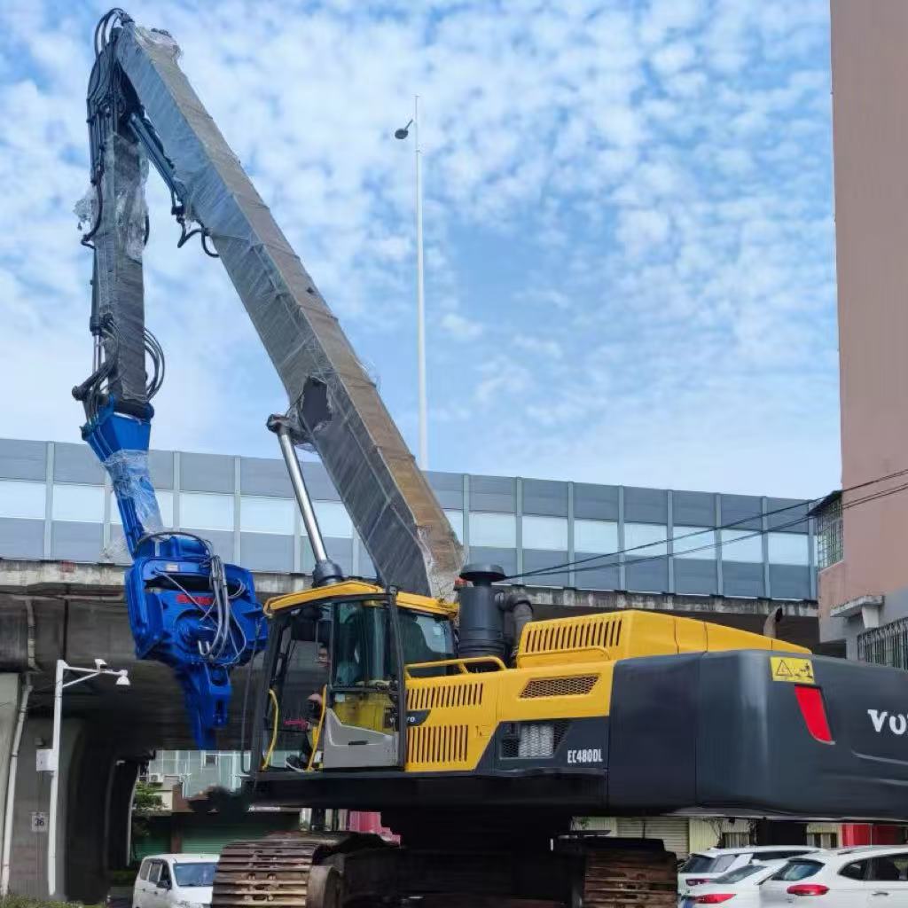 EC480 Excavator Pile Driving Arm Heavy Duty Pile Driver Attachment