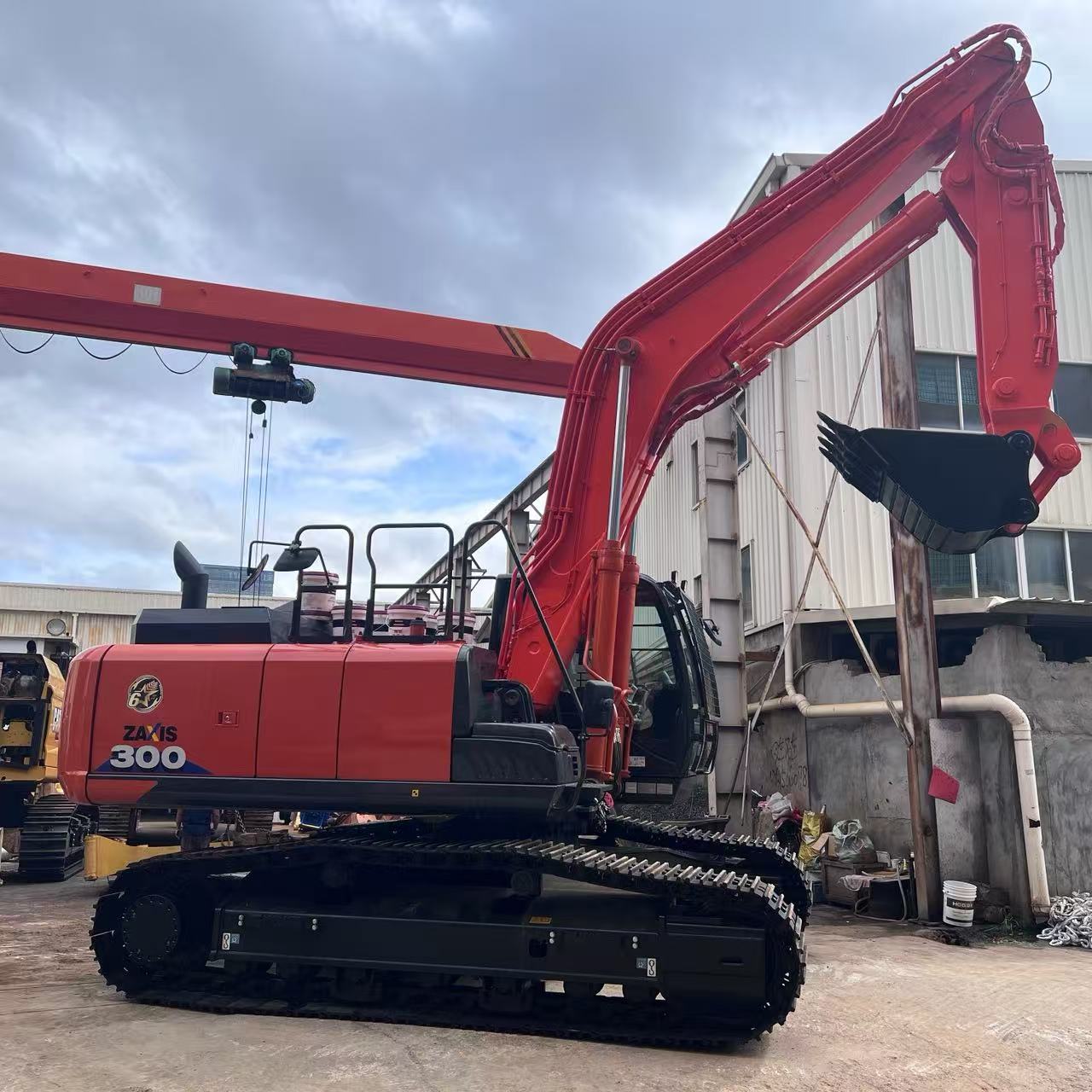 Suministro directo de fábrica del brazo tunelador para excavadora ZX300 para construcción pesada. Fabricante chino.